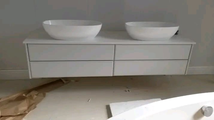 Double basin floating vanity unit